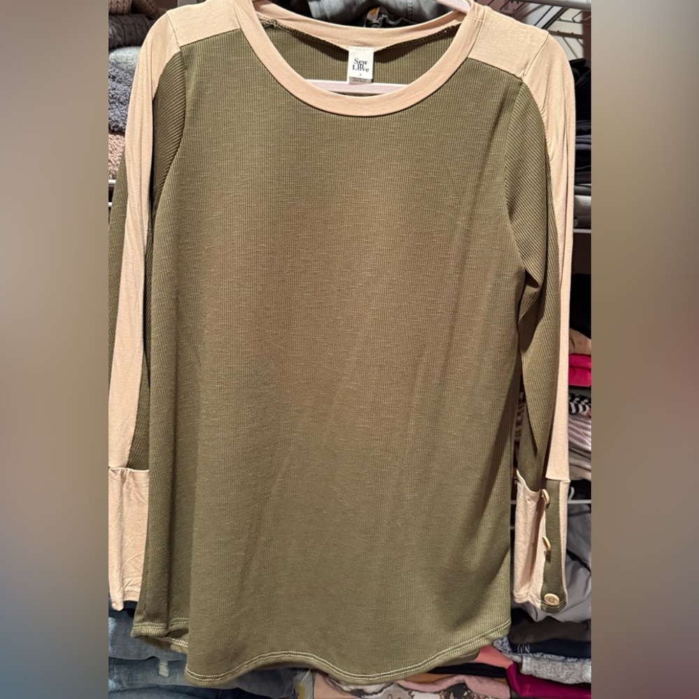 Sew In Love Shirt Olive